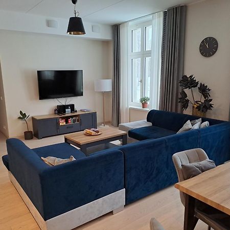 Emajoe Keeltekool Apartment Tartu Eksteriør bilde