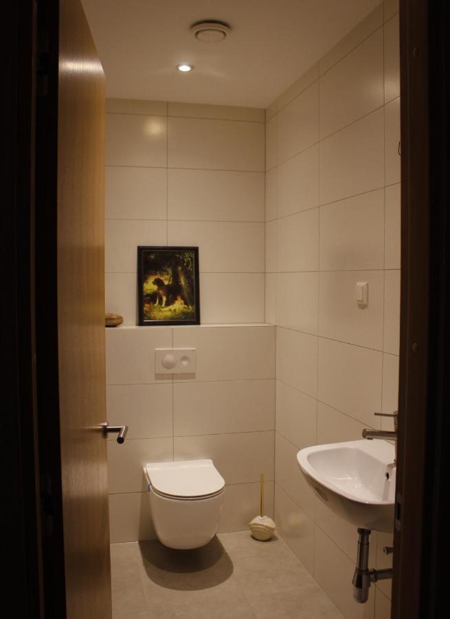 Emajoe Keeltekool Apartment Tartu Eksteriør bilde