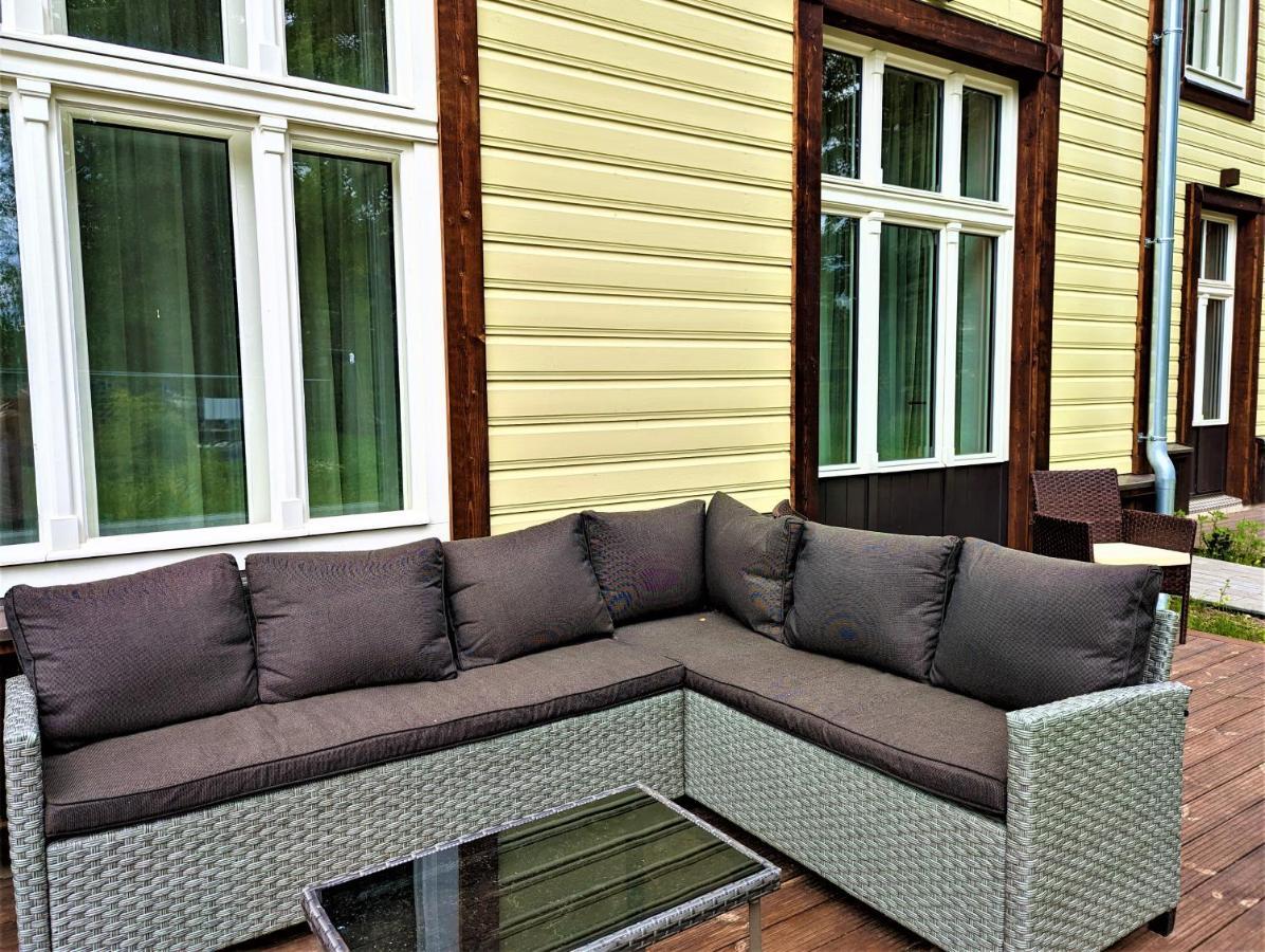Emajoe Keeltekool Apartment Tartu Eksteriør bilde