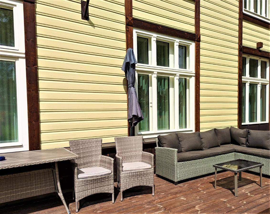 Emajoe Keeltekool Apartment Tartu Eksteriør bilde